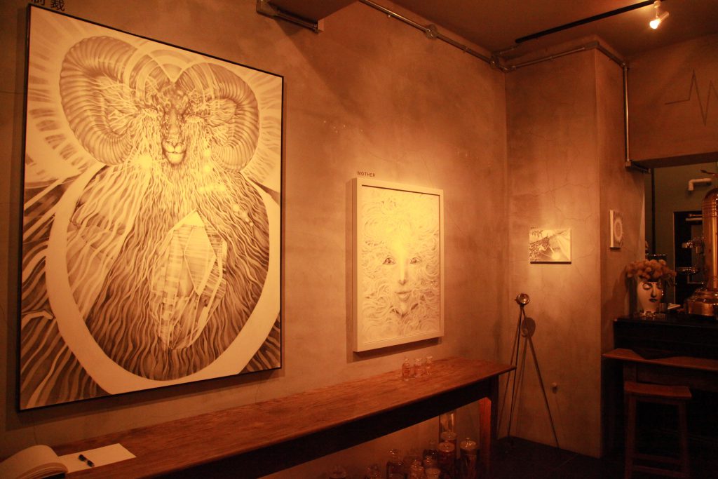 The SAZZY and three queens